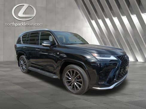 Used 2026 Lexus LX 700h F Sport w/ Accessory Package (Z1) AWD/4WD image 5