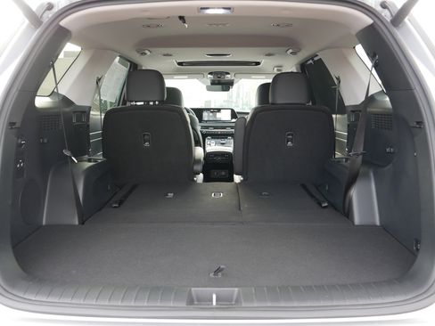 Used 2025 Hyundai Palisade SEL AWD/4WD image 18