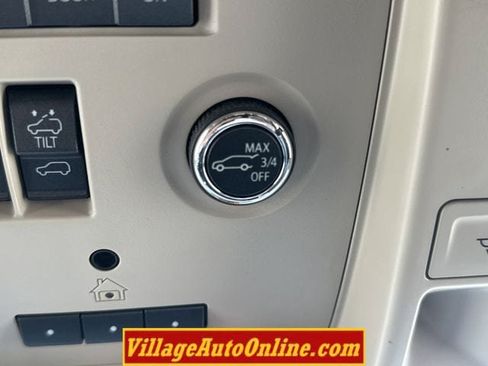 Used 2020 Cadillac Escalade ESV Premium Luxury AWD/4WD image 20
