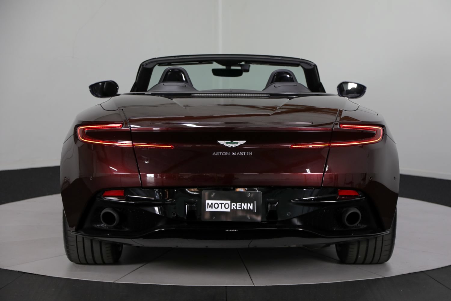 Used 2019 Aston Martin DB11 Volante RWD image 8
