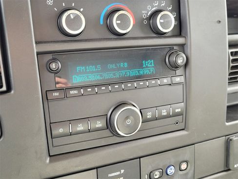 Used 2019 Chevrolet Express 3500 Work Van w/ Power Convenience Package image 20