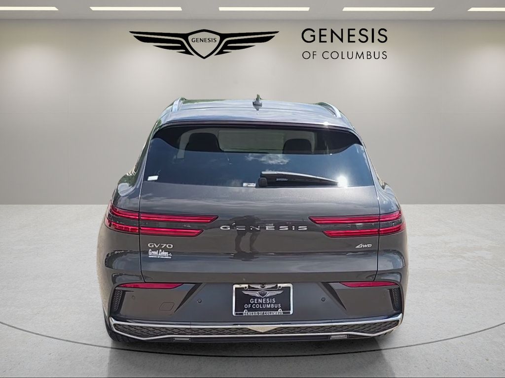 Used 2026 Genesis GV70 2.5T AWD/4WD image 4