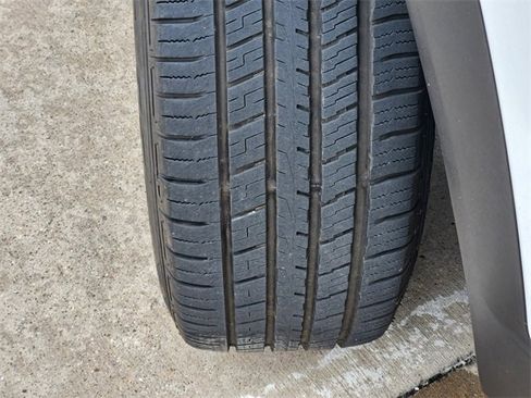 Used 2021 Hyundai Santa Fe SEL image 11