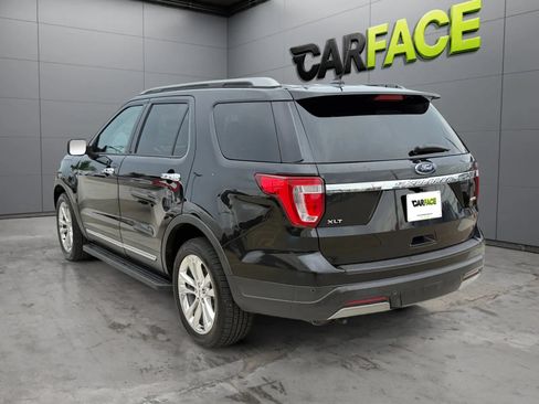 Used 2019 Ford Explorer XLT w/ Equipment Group 202A AWD/4WD image 7
