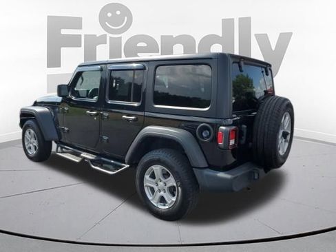 Used 2022 Jeep Wrangler Unlimited Sport AWD/4WD image 3