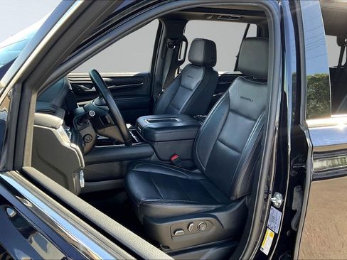 Used 2023 GMC Yukon Denali AWD/4WD image 22