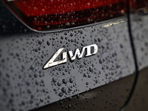 New 2026 Genesis GV80 3.5T e-SC AWD/4WD image 11