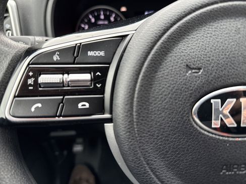 Certified 2022 Kia Sportage LX w/ LX AWD Value Edition Package image 18