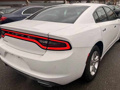 Used 2016 Dodge Charger SE w/ Popular Equipment Group RWD image 5