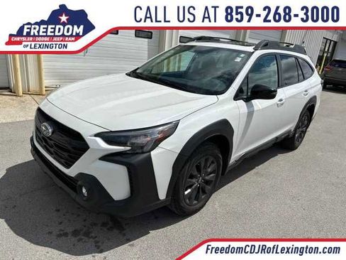 Used 2023 Subaru Outback Onyx Edition AWD/4WD image 1