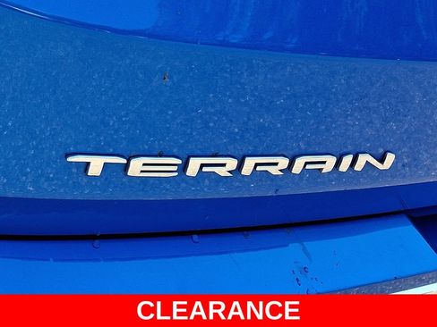 Used 2024 GMC Terrain SLT AWD/4WD image 29