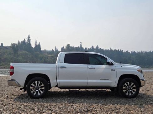 Used 2018 Toyota Tundra Limited AWD/4WD image 10