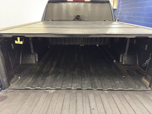 Used 2020 Chevrolet Silverado 1500 LT image 33