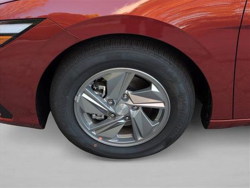 New 2026 Hyundai Elantra SE image 10