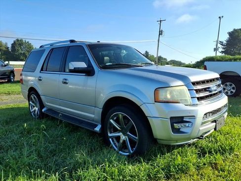 Used 2016 Ford Expedition Limited AWD/4WD image 10