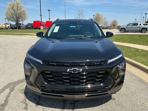 Used 2026 Chevrolet Trax ACTIV w/ Driver Confidence Package FWD image 8