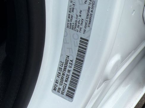 Used 2022 RAM 1500 Big Horn AWD/4WD image 21
