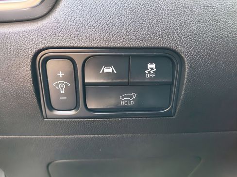 Used 2023 Kia Sorento SX image 28