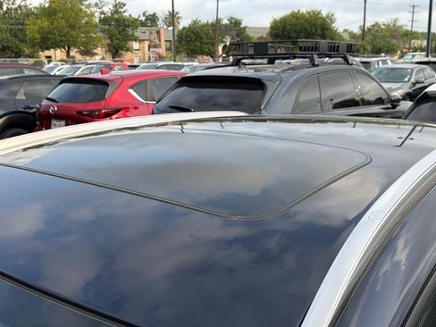 Used 2025 MAZDA CX-30 AWD 2.5 S w/ Preferred Package image 9
