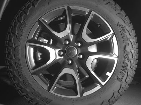 Used 2025 Jeep Compass Trailhawk image 12