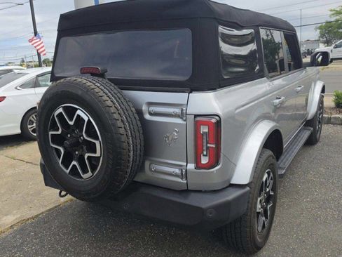 Used 2023 Ford Bronco Outer Banks AWD/4WD image 4