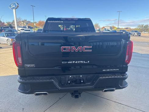 Used 2023 GMC Sierra 1500 Denali w/ Denali Reserve Package image 3