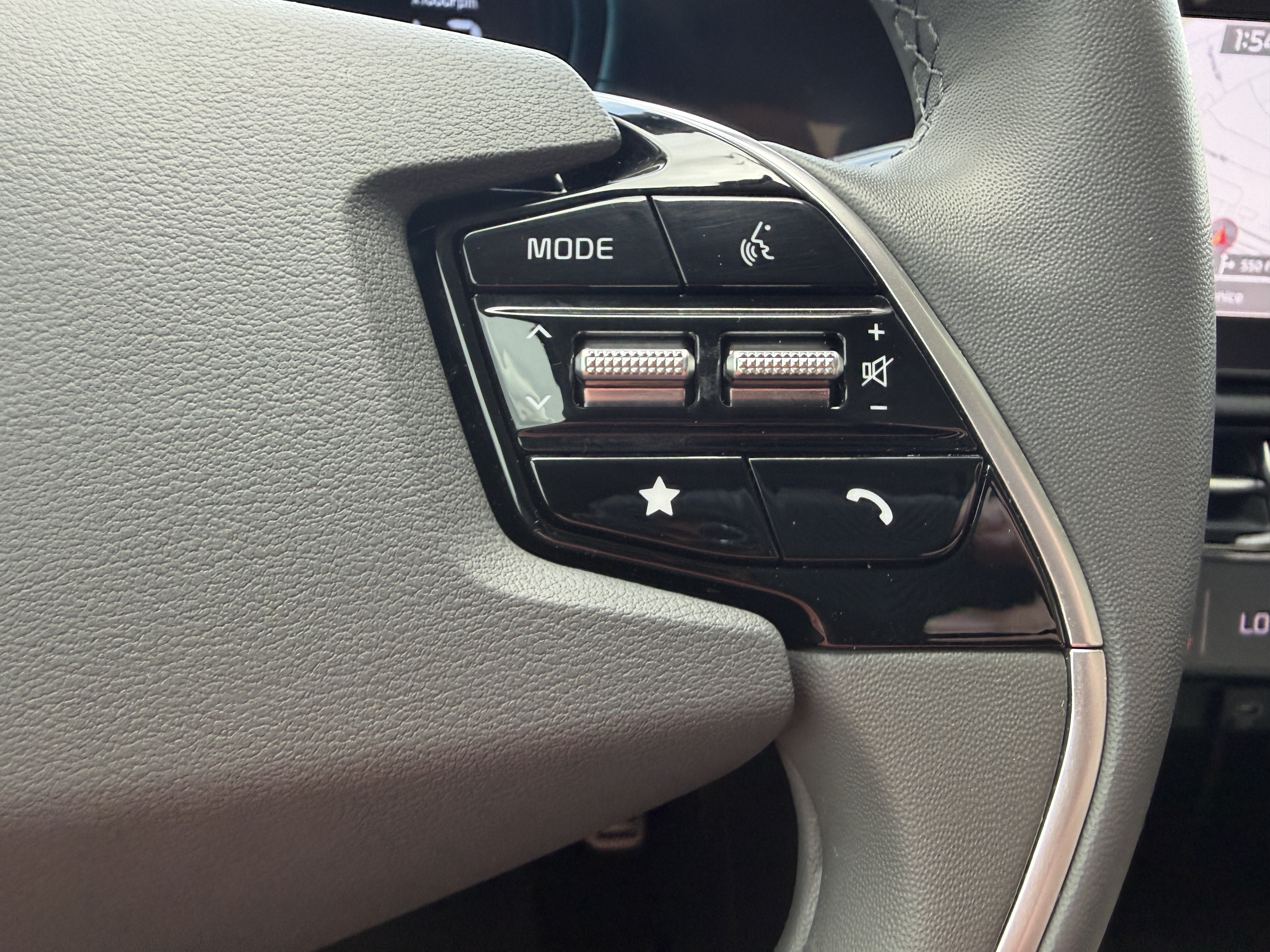 Certified 2024 Kia Niro EX Touring FWD image 28