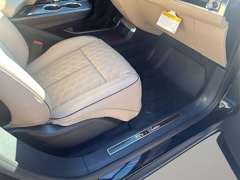 New 2026 Cadillac Lyriq Signature Luxury image 16