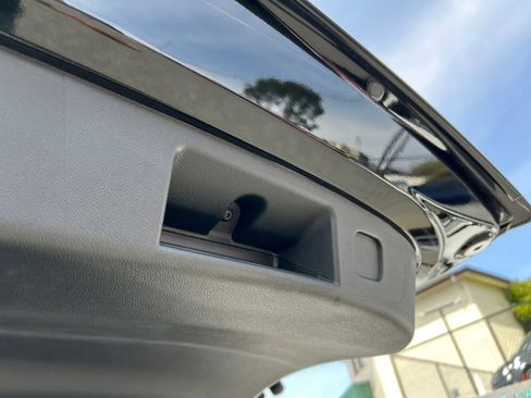 Used 2024 Honda Prologue EX image 59