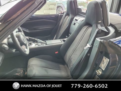 New 2025 MAZDA MX-5 Miata Club w/ Weather Package image 10