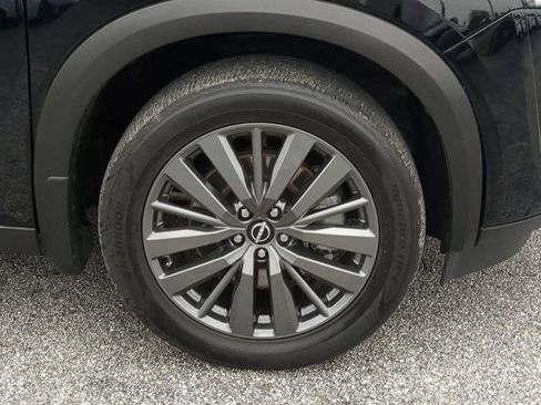 Used 2025 Nissan Pathfinder SL w/ SL Premium Package FWD image 10