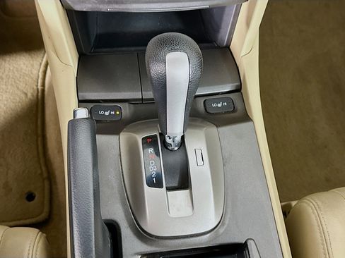 Used 2011 Honda Accord EX-L image 21