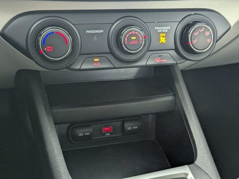 Used 2023 Kia Forte LXS w/ LXS Technology Package FWD image 20