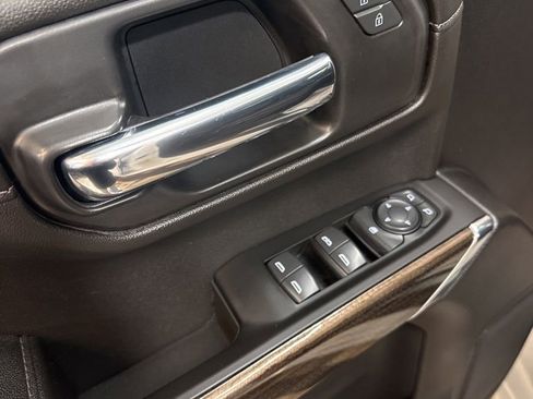 Used 2022 Chevrolet Silverado 1500 LT Trail Boss w/ Bed Protection Package image 11