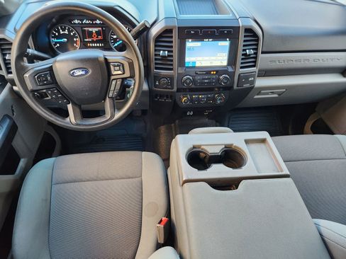 Used 2019 Ford F250 XL w/ Power Equipment Group image 30