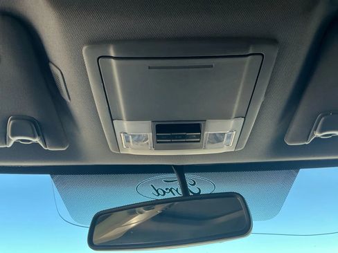 Used 2014 Ford F150 Lariat image 33