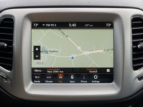 Used 2021 Jeep Compass Latitude FWD image 13