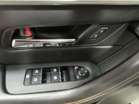 Used 2025 MAZDA CX-70 Plug-In Hybrid w/ Premium Pkg image 13