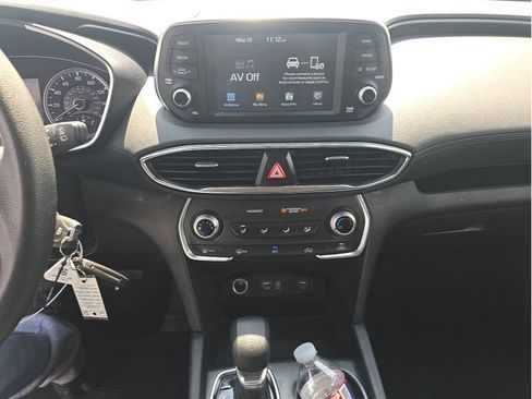 Used 2019 Hyundai Santa Fe SE AWD/4WD image 14