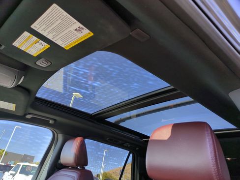 Used 2024 Ford Expedition Max Limited image 16