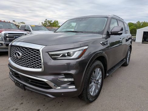 Used 2024 INFINITI QX80 Luxe AWD/4WD image 2
