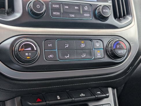 Used 2018 GMC Canyon SLE w/ SLE Convenience Package image 19