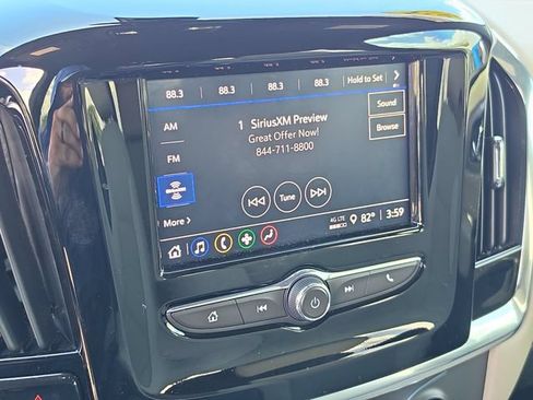 Used 2023 Chevrolet Traverse LS FWD image 23