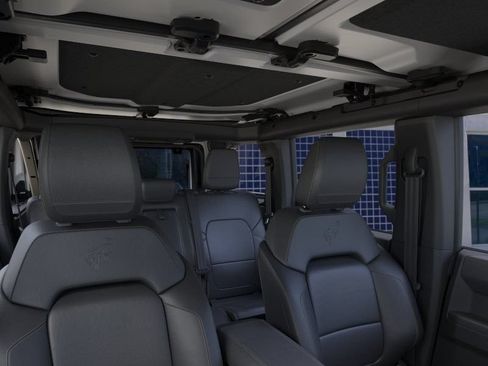 New 2026 Ford Bronco Badlands AWD/4WD image 13