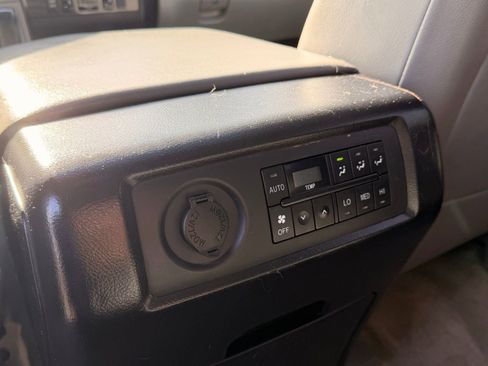 Used 2011 Toyota Sequoia SR5 image 20