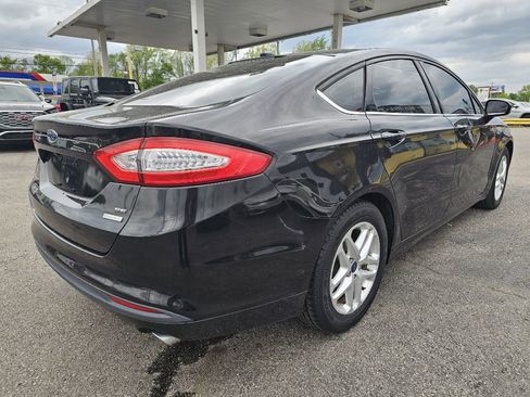 Used 2015 Ford Fusion SE FWD image 14