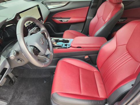Used 2025 Lexus NX 350 AWD w/ Premium Package image 5