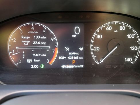 Used 2025 Honda HR-V LX image 21