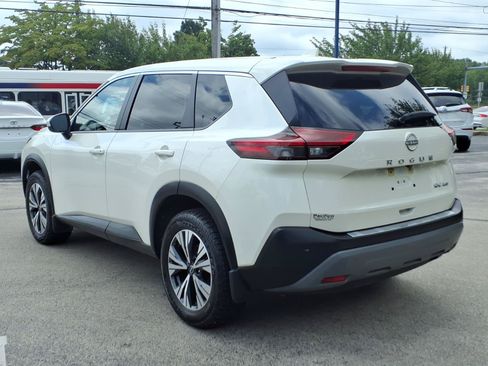 Used 2023 Nissan Rogue SV AWD/4WD image 5