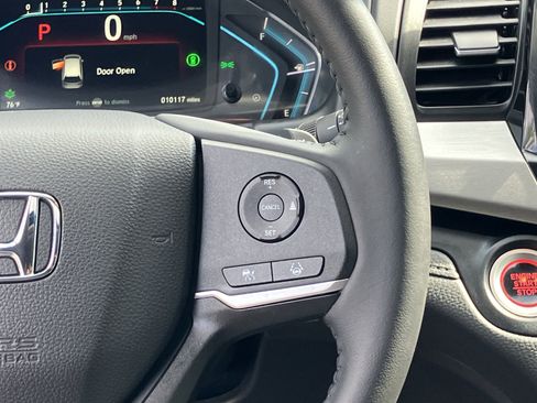 Used 2024 Honda Odyssey EX-L image 21
